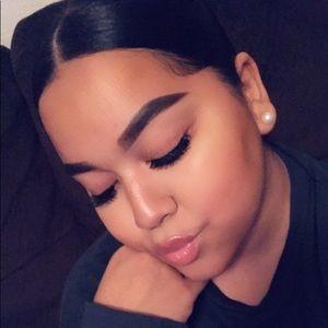 Meet your Posher, Briana